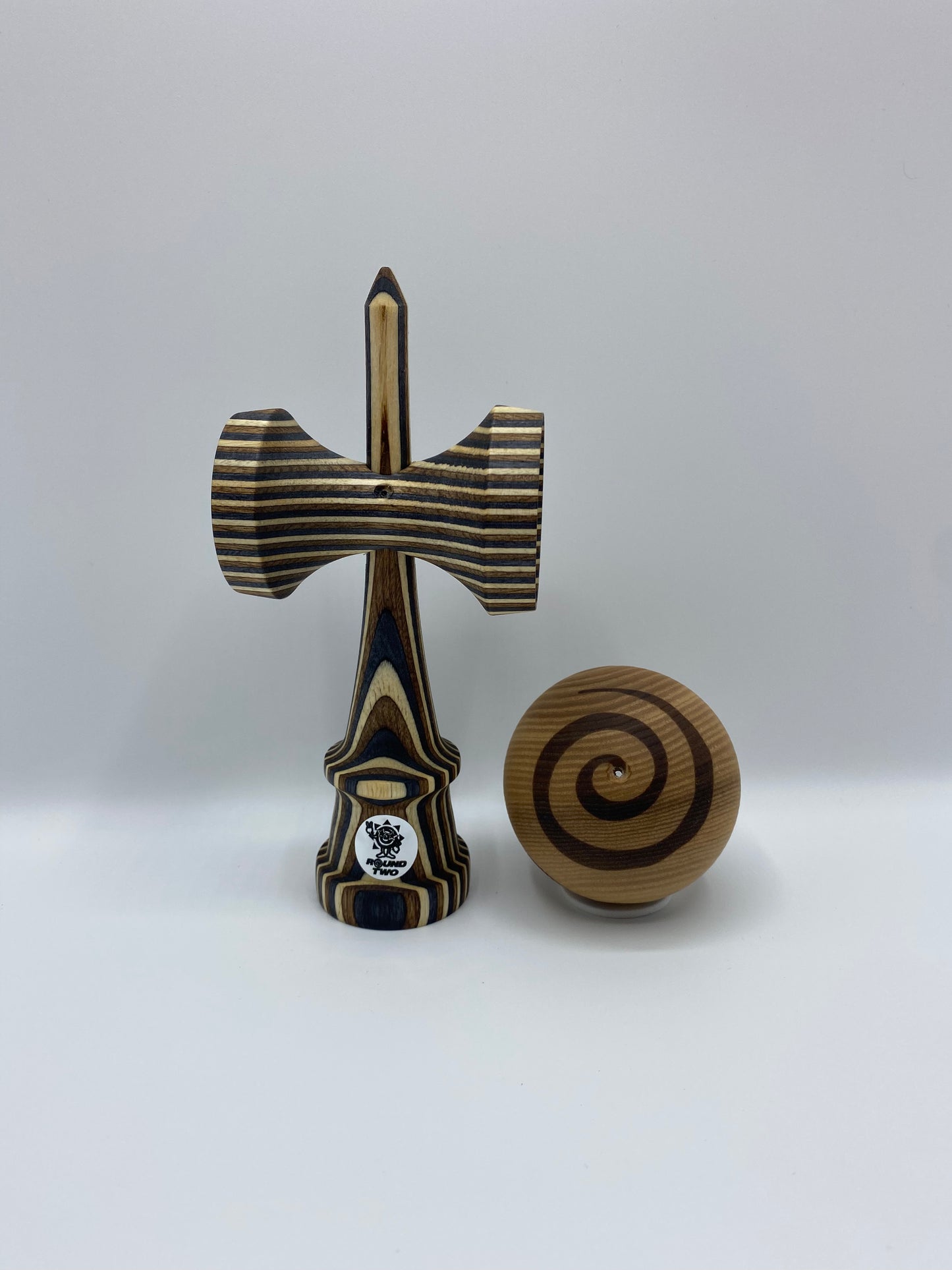 V2 Sol x Round Two Collab - Brown