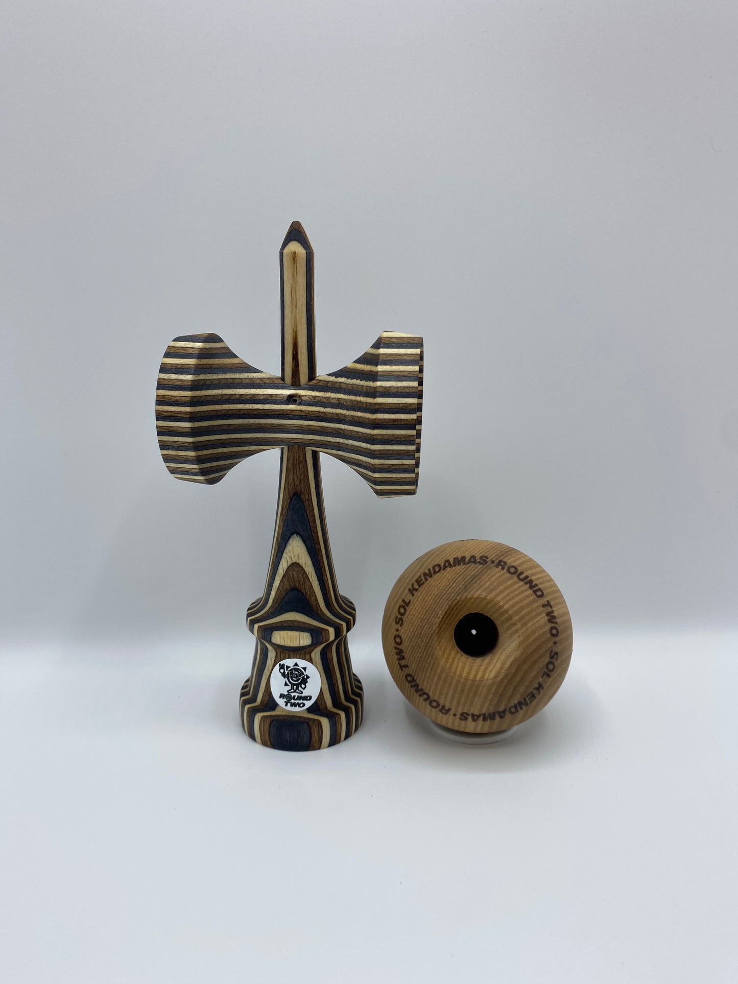 V2 Sol x Round Two Collab - Brown