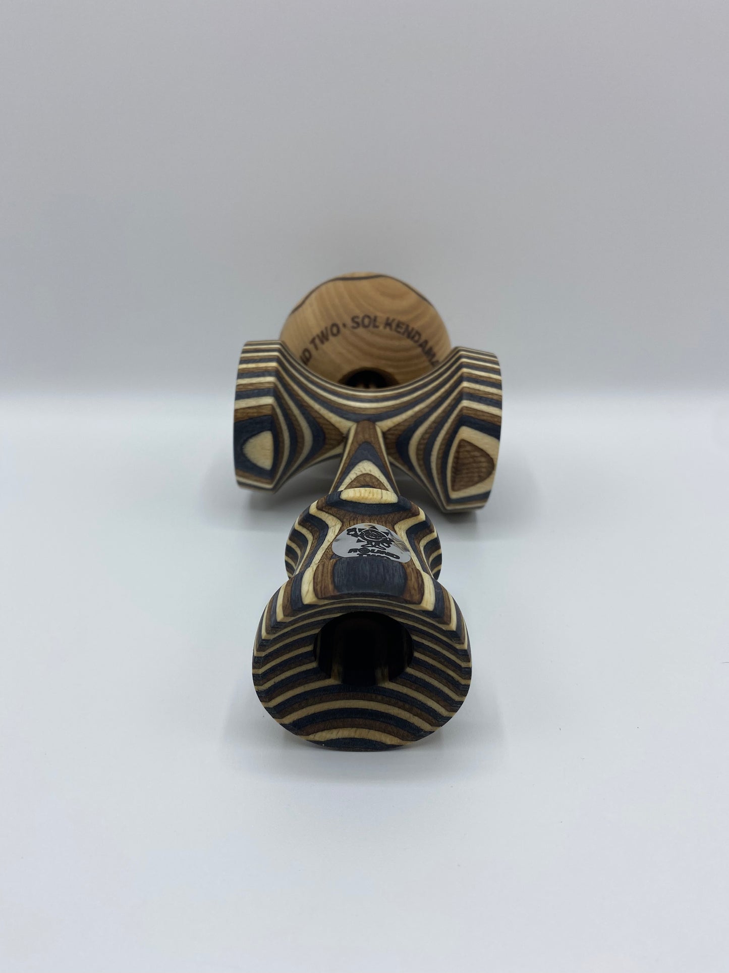 V2 Sol x Round Two Collab - Brown