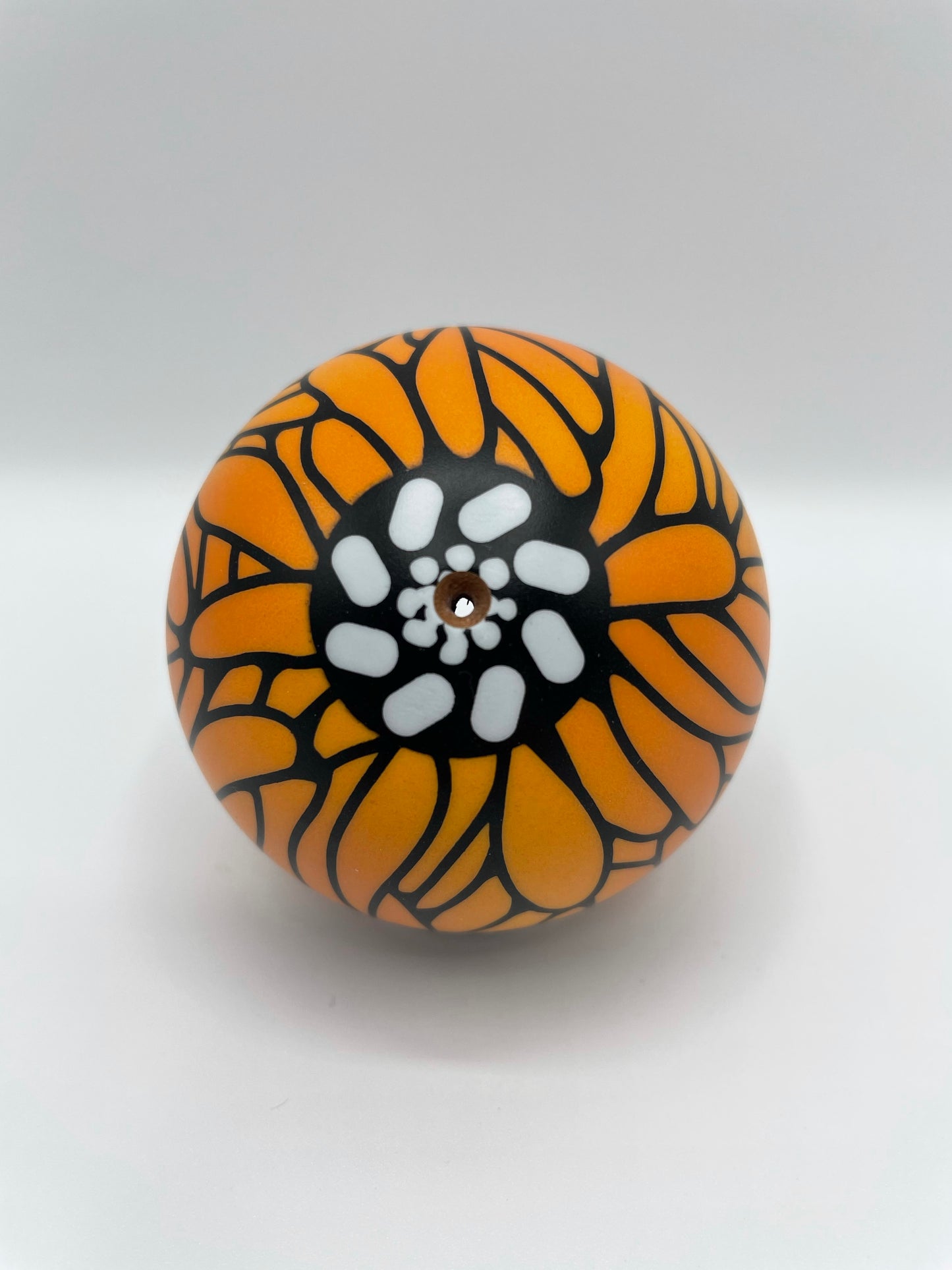 V31 - Monarch Butterfly Cushion Clear Tama