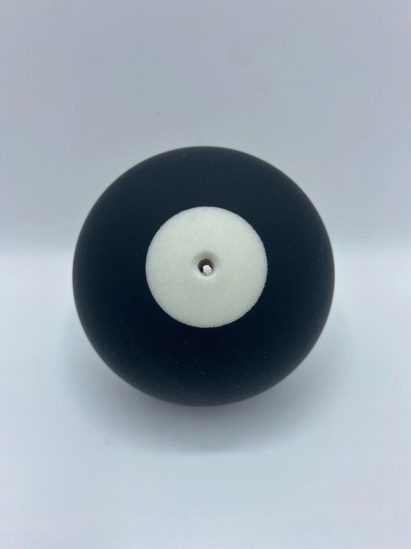 Black/White REVO Tama